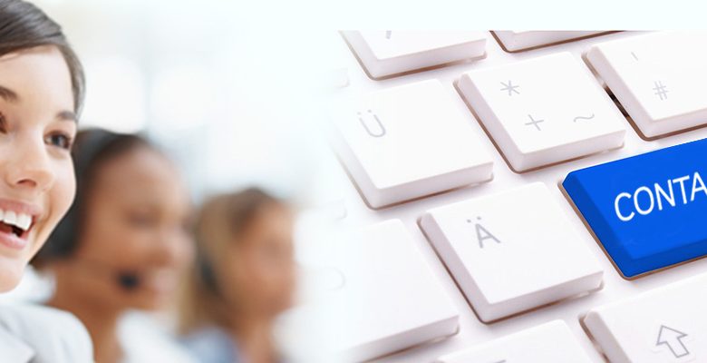 Imagem de Atendente, juntamento com teclado descrito contate-nos